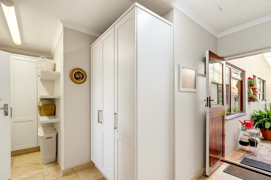 5 Bedroom Property for Sale in Monte Sereno Western Cape